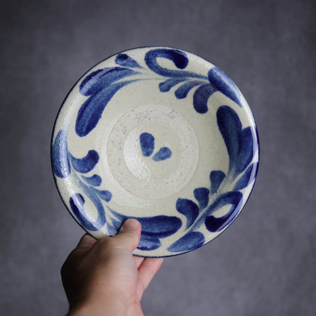 6寸皿1 呉須釉 唐草 やちむん 陶器 北窯 松田共司工房:7004008 | MADE