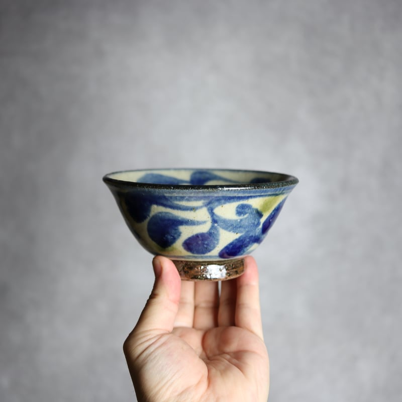 4寸マカイ 青 緑 唐草柄 やちむん 陶器 陶芸こまがた:7006024 | MADE