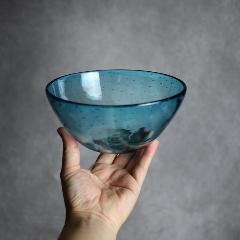 気泡ボウル 小 水色 琉球ガラス 工房清天:7102040 | MADE IN OKINAWA