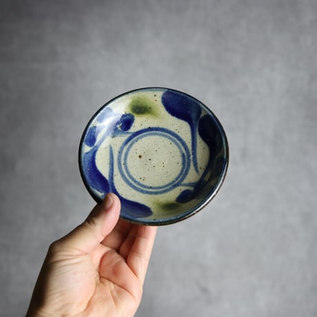 4寸皿 唐草 青 緑 やちむん 陶器 陶芸こまがた:7006080