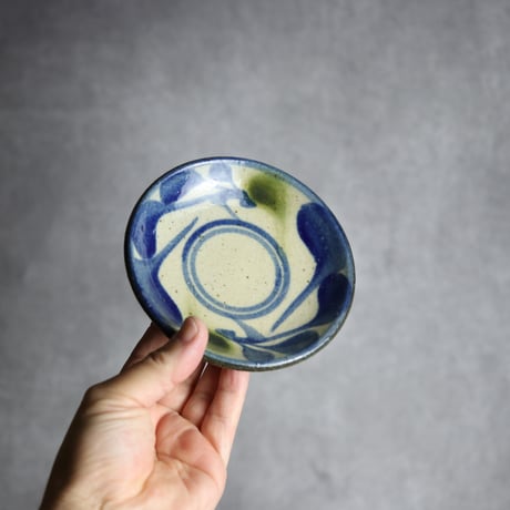 4寸皿 唐草 青 緑 やちむん 陶器 陶芸こまがた:7006080
