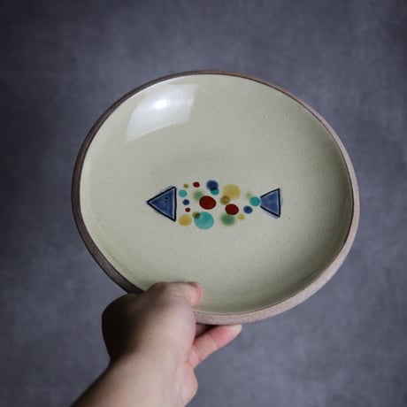 赤絵ちゃんぷるー皿 大 魚 やちむん 陶器 一翠窯:7021011