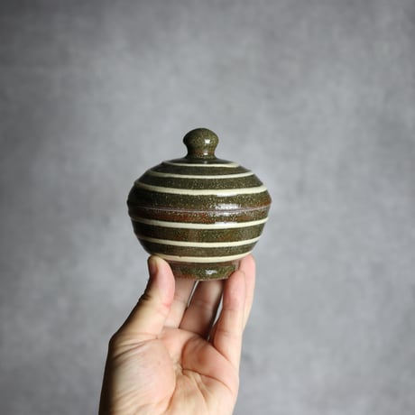 3寸蓋物1 タラフー イッチン 線描 やちむん 陶器 百草陶房 : 7032056