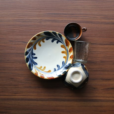 やちむん | STORES