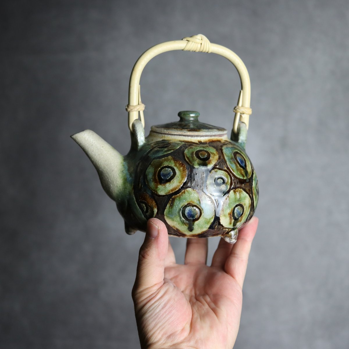 チューカー1 三彩 線彫 丸紋 酒家 やちむん 陶器 榮一工房:7013095