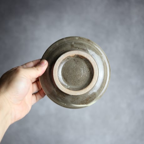 4寸皿 線彫唐草 やちむん 陶器 真南風工房:7011002