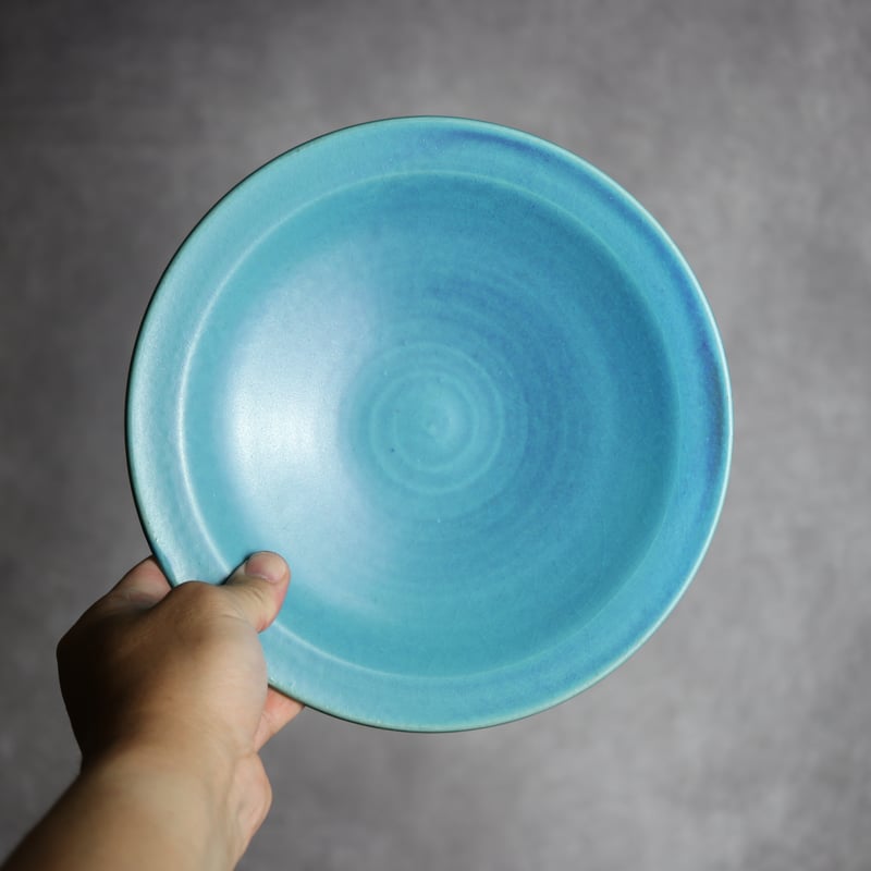 深貝工房　7寸リム皿　2枚セット　やちむん 7寸リム皿2 トルコブルー やちむん 陶器 仁陶器工房:7023070 | MADE IN