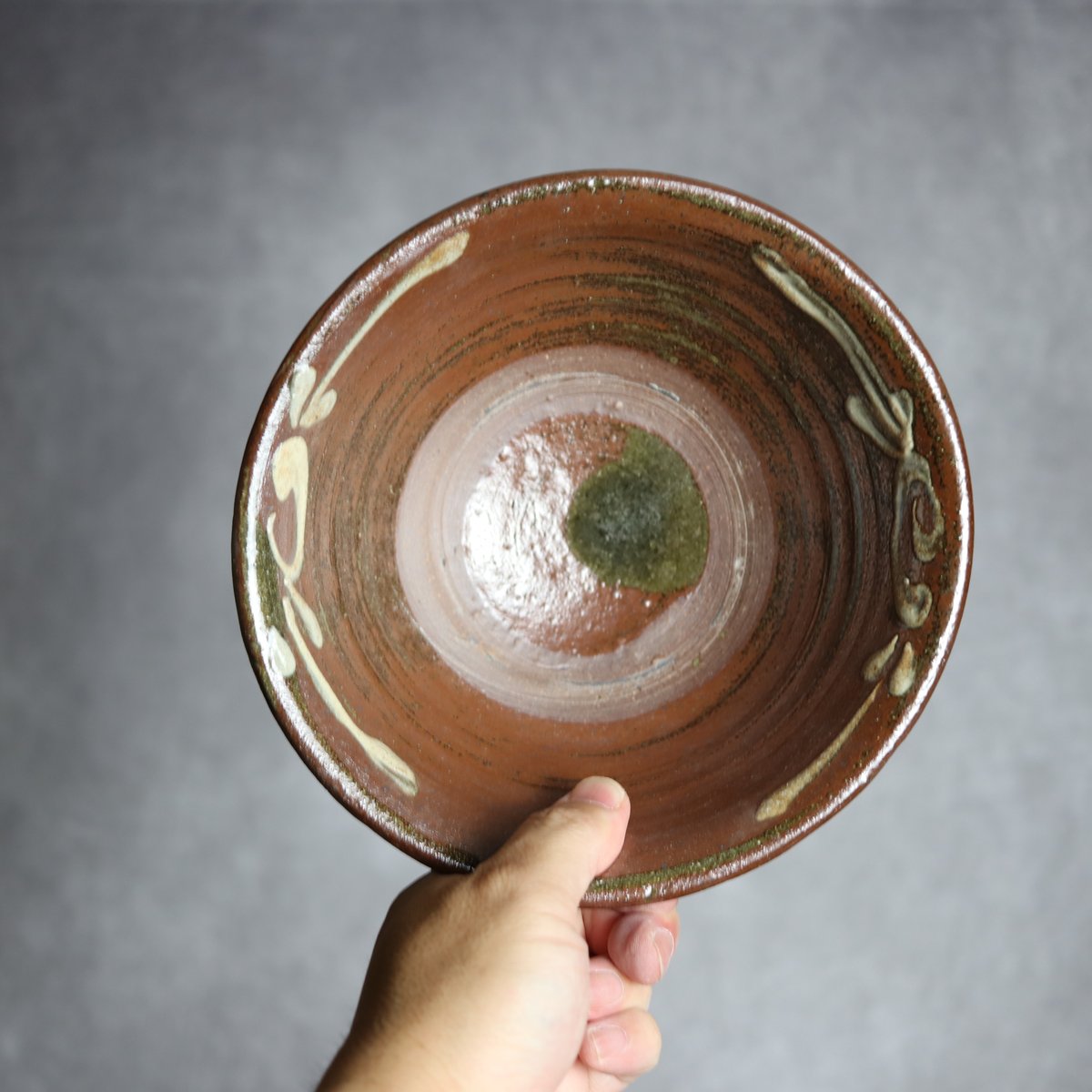 6寸マカイ1 イッチン 菊花唐草 やちむん 陶器 北窯 宮城正享工房