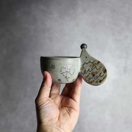 ハリネズミカップ1 やちむん 陶器 土の種:7204010