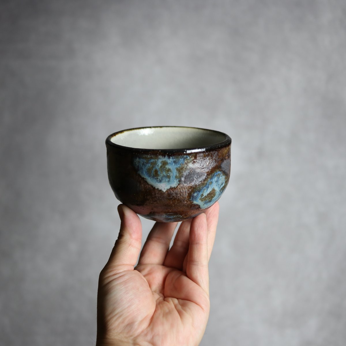 カフェオレボウル1 黒シリーズ やちむん 陶器 sui:7022011 | MADE IN O