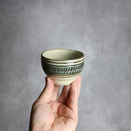 湯呑1 呉須釉 飛鉋 やちむん 陶器 百草陶房 : 7032040