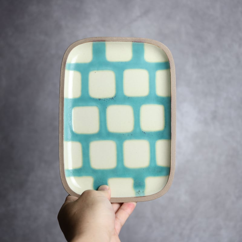 長角皿中 ソーダ やちむん 陶器 一翠窯:7021002 | MADE IN OKINAWA｜