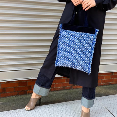 Coppia(コッピア)Linton Tweeds リントンツイード "バッグ"(青+白＋黒 ツイード生地）
