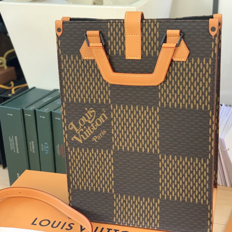 Louis Vuitton ルイ ヴィトン×NIGO ニゴー ”ミニトート”(2020年) |