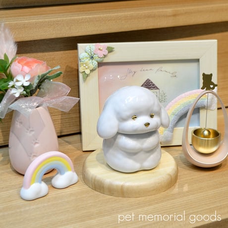 ペット骨壺 ふわふわたれ耳犬 分骨壺 永遠の愛 023 かわいい 手元供養 陶器製 ペットメモリアルグッズ