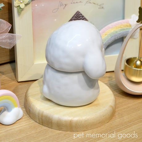 ペット骨壺 ふわふわたれ耳犬 分骨壺 永遠の愛 023 かわいい 手元供養 陶器製 ペットメモリアルグッズ