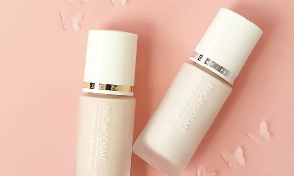 新品 プリオリコスメ イエローベース 化粧下地とファンデーションのセット 変更可 新品 プリオリコスメ イエローベース 化粧下地とファンデーションの