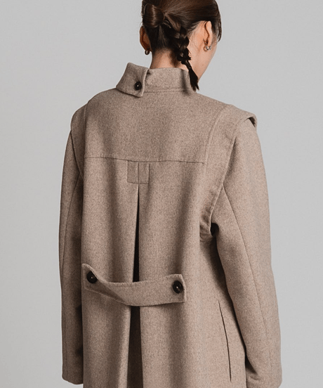 【UNISEX】Asymmetry collar coat / BEIGE / M