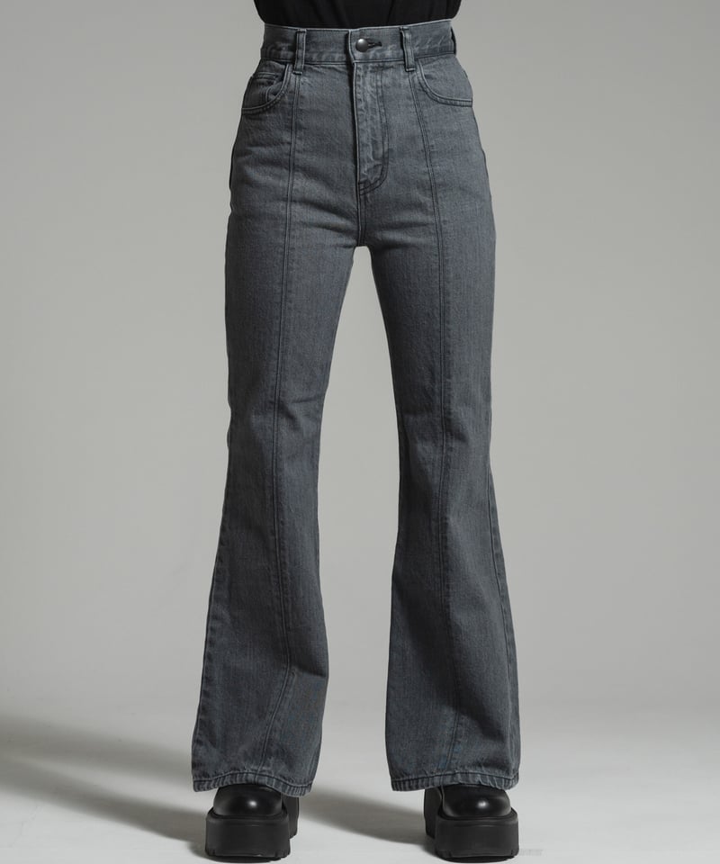 デニム・ジーパン IONSEOUL Classic Slab Semi Flare Denim Pants (2color) JE906 IONSEOUL Classic Slab Semi Flare Denim Pants (2color) JE906