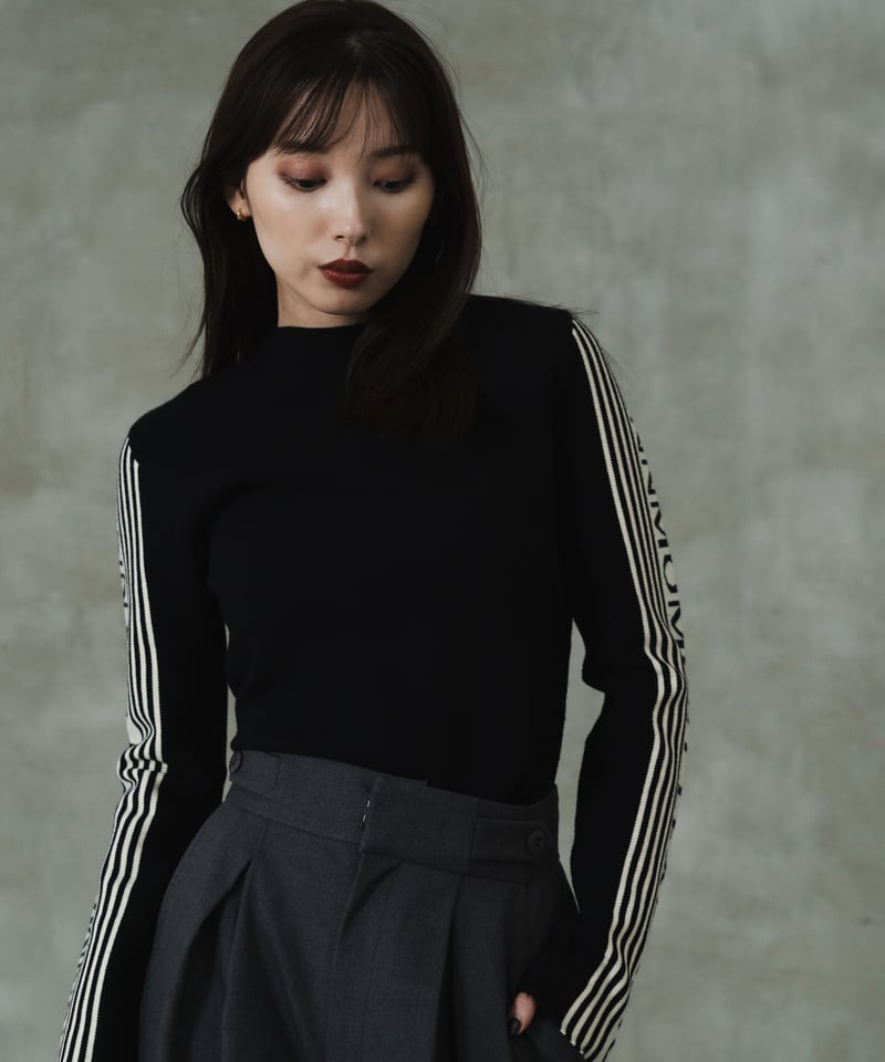 Sleeve logo knit top / F | LEANN MOMENT | リーンモー