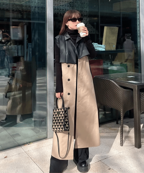 Faux leather tuck gilet / BEIGE / S