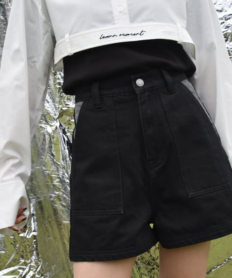 Stripe on denim shorts / BLACK / S