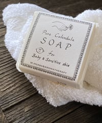 Natural Handmade soap                                          　　　　     Pure Calendula