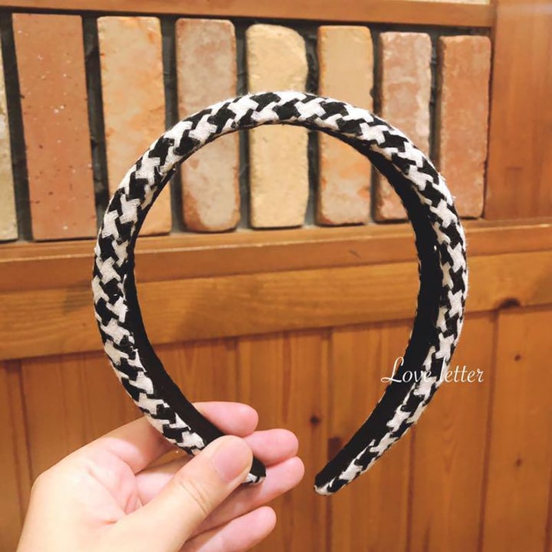トリーバーチ Tモノグラム ワイド ヘアバンド カチューシャ