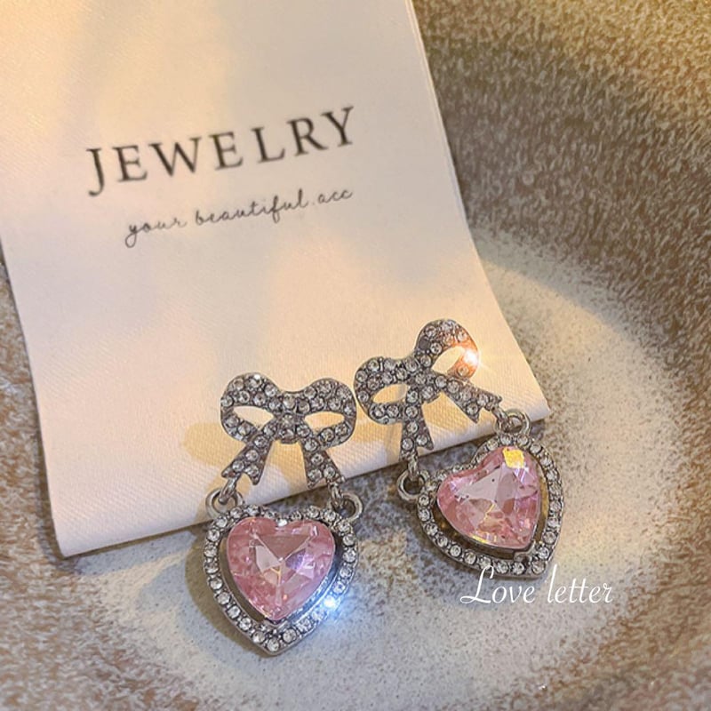 量産型リボンキラキラピンクビジューピアス イヤリング 韓国 地雷