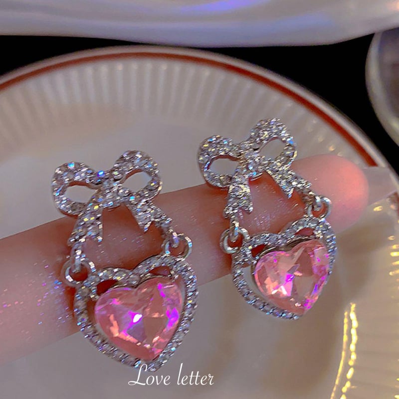 量産型リボンキラキラピンクビジューピアス イヤリング 韓国 地雷