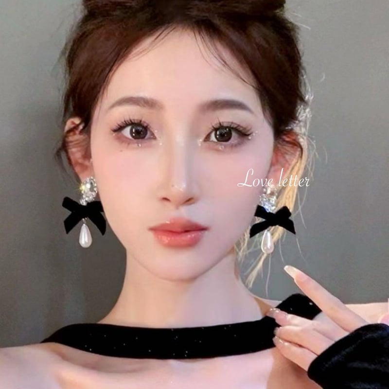 量産型ベロアリボンパールビジューピアス イヤリング 韓国 花 地雷