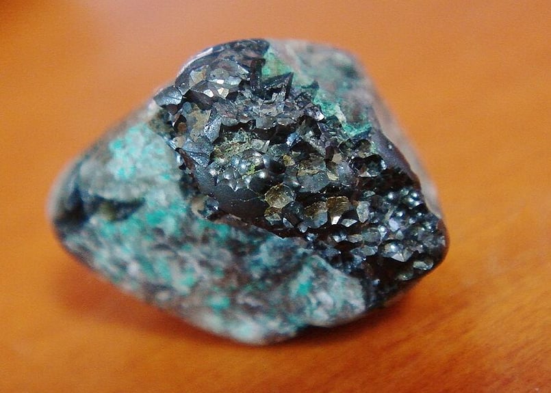 チェコ産 ピッチブレンド ラジウム鉱石 ペンダントトップ | ICONIC STORE