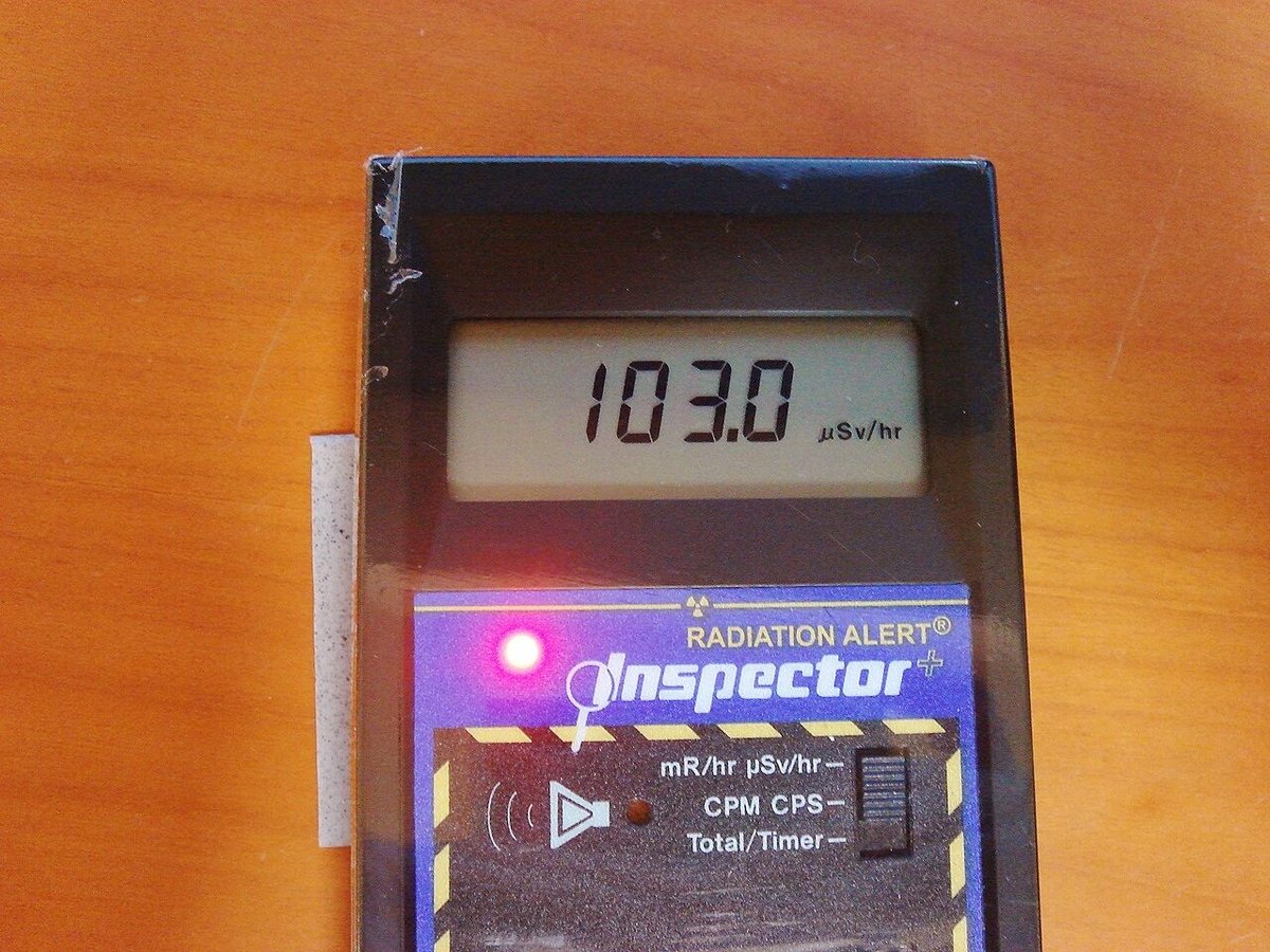 ラジウムシート100　チェコ産 最高品質ピッチブレンド100%原料 チェコ産 最高品質ピッチブレンド100%原料 ラジウムシート100