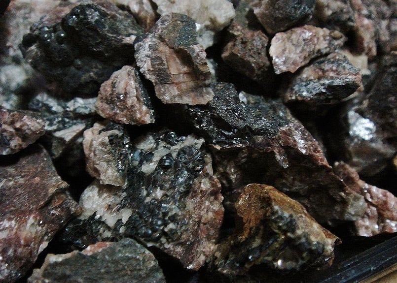 稀少 チェコ産ピッチブレンド原石ラジウム鉱石 ラドン