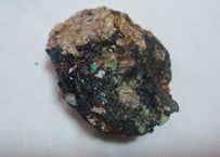 【稀少】フランス産　Torbernite 鉱物標本 トーバーナイト(Torbernite) の展示中 || Museum of