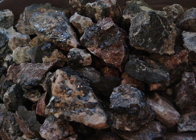 1袋】稀少 チェコ産 ピッチブレンド ボトリオイダル 原石 ラジウム鉱石