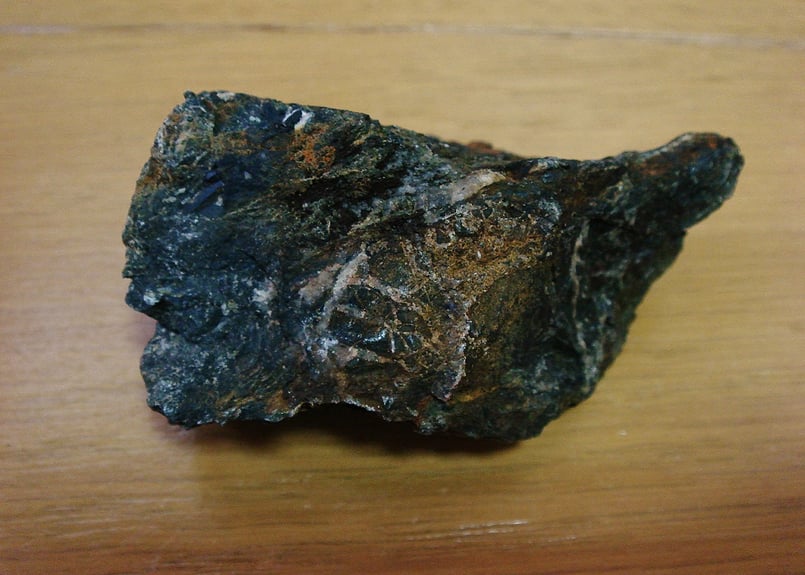 チェコ産 ピッチブレンド/瀝青ウラン鉱/閃ウラン鉱 58,1g | ICONIC STORE