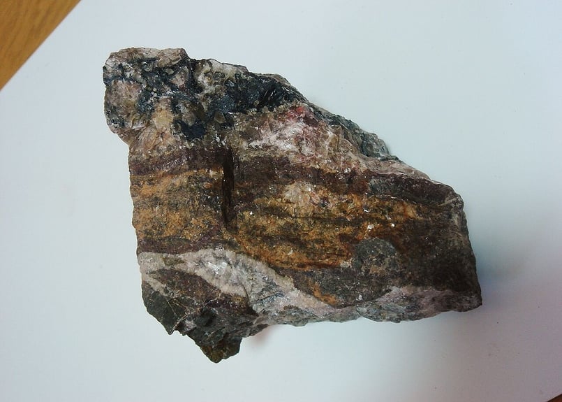 ラジウム鉱石 ピッチブレンド 267g - 置物