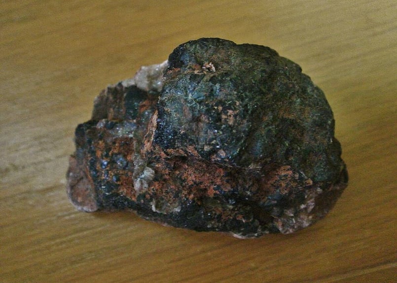 チェコ産 ピッチブレンド/瀝青ウラン鉱/閃ウラン鉱 76,0g | ICONIC STORE