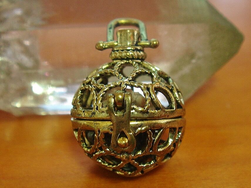 ラジウム鉱石 ピッチブレンド ラジウム鉱石 ピッチブレンド ラジウム鉱石ピッチブレンド