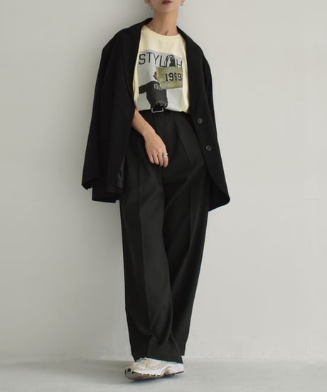 tops-02505　Oversized Photo T-shirt White Cream Black