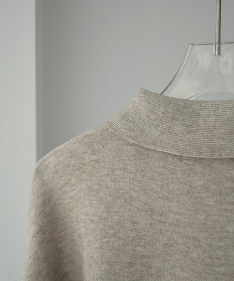 knit-02357  High-gauge Shirt Knit Top  Oatmeal Gray Black