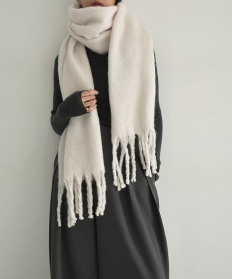 muffler-02022　Volume Fringe Muffler　Ecru Blue Black Gray Cream