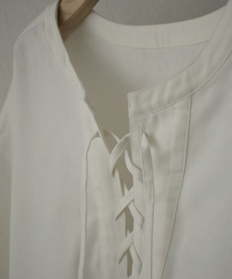 tops-04093  MADE IN JAPAN LINEN MIXED CANVAS LACE-UP PULLOVER