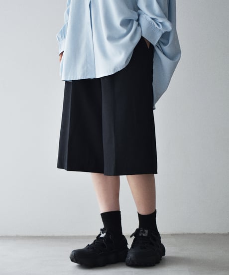 bottoms-04050　Made in Japan linen-like wrinkle-resistan, cool-to-the-touch shorts　Khaki Beige  Black