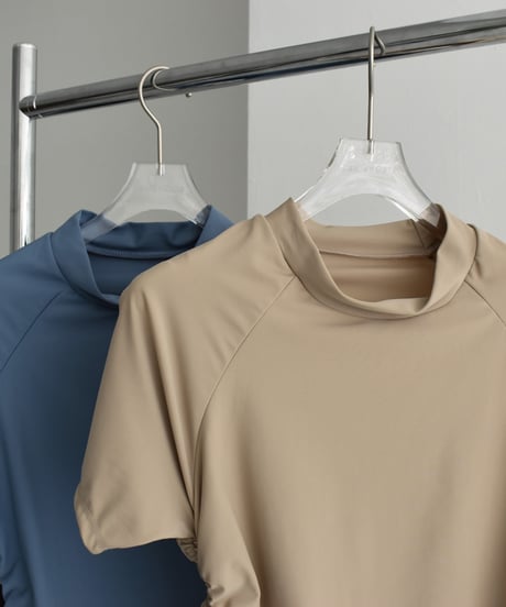 swim-02467　Gathered Design Short Sleeve Rash Guard　Beige　Dusty Blue
