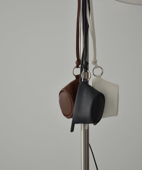 nh-goods-02001　Faux Leather Neck Pouch　White Brown Black