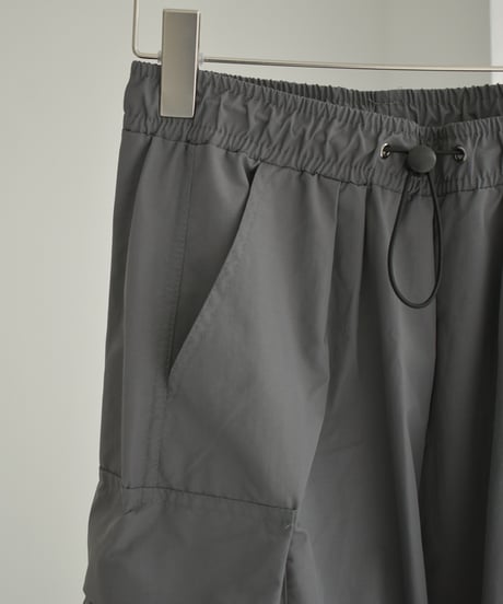 bottoms-02231　Nylon Drost Cargo Pants　White　Grey　Black