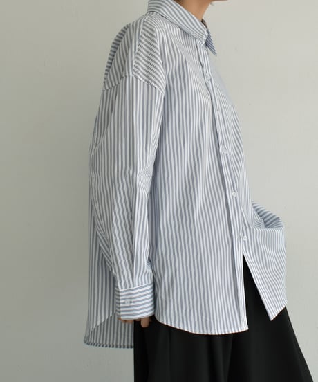 tops-02521　Oversized Striped Shirt  White Navy