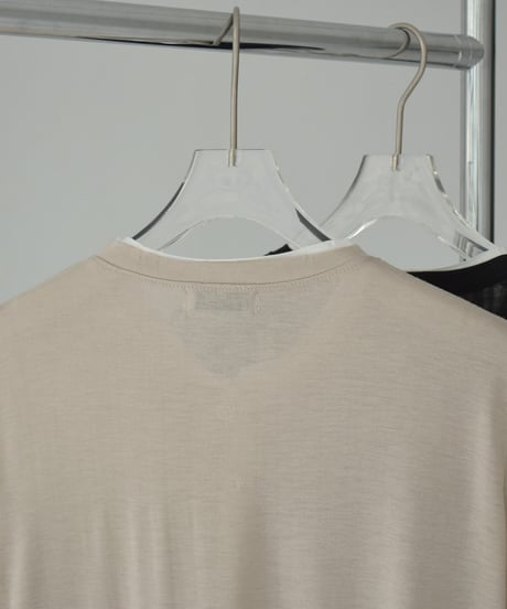 tops-02541　Layered-Like Snap Button Pullover  Beige Black